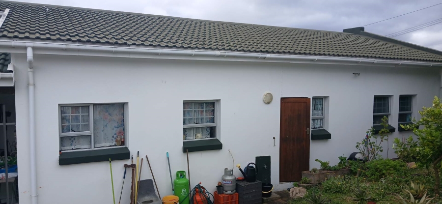 3 Bedroom Property for Sale in Fraaiuitsig Western Cape